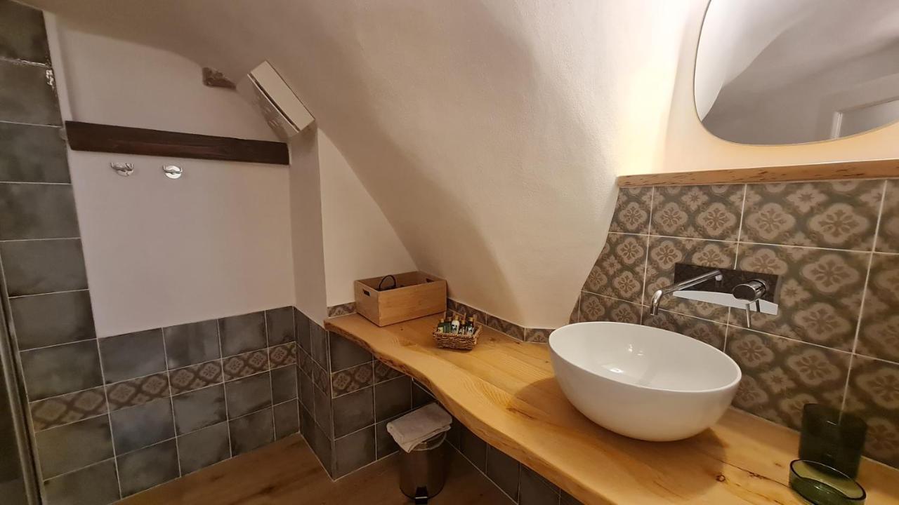 Federico II - Rooms And Breakfast Борджо-Верецци Экстерьер фото